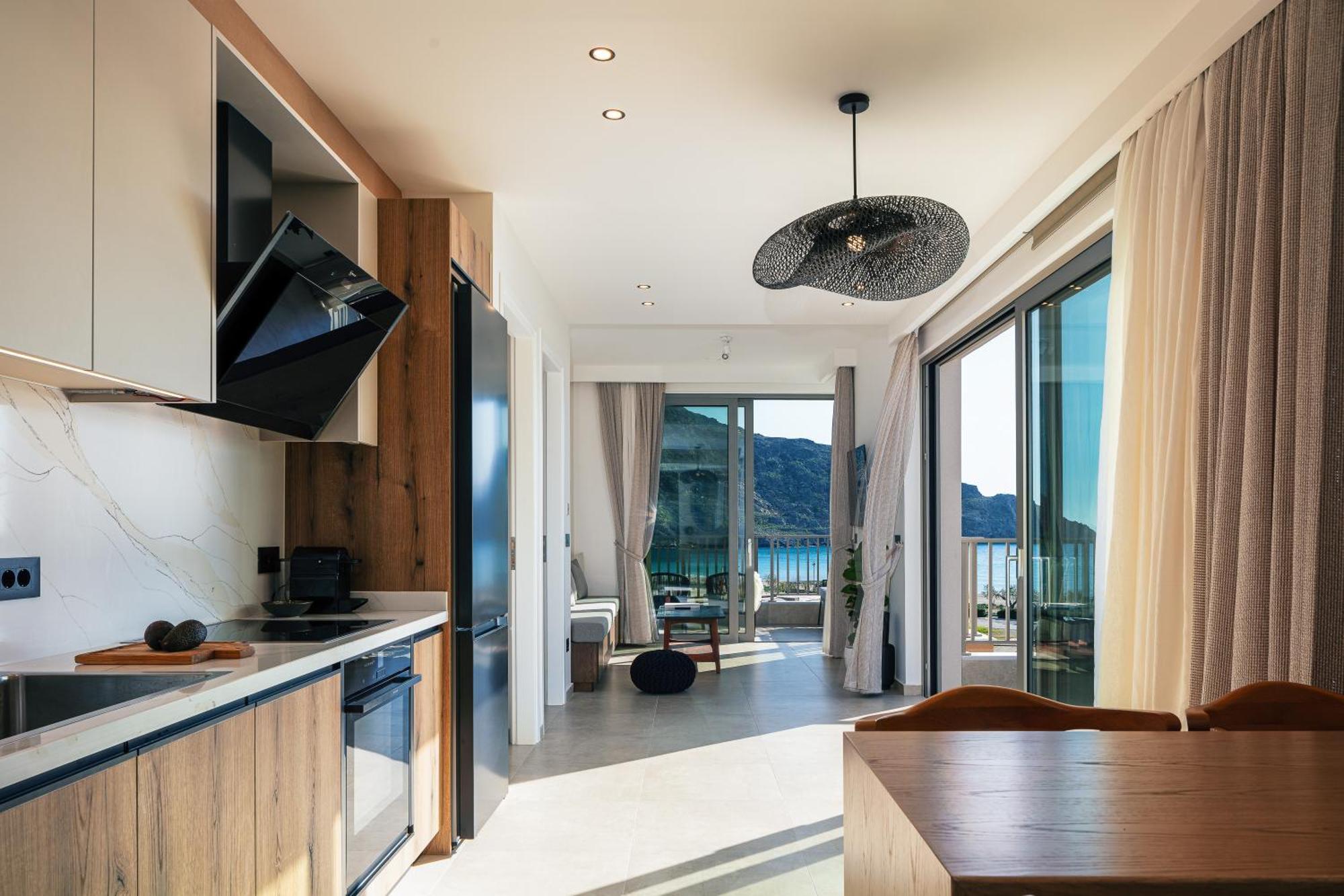 פלאקיאס Ririka Beach Living, New Feel-At-Home Luxury Suites מראה חיצוני תמונה