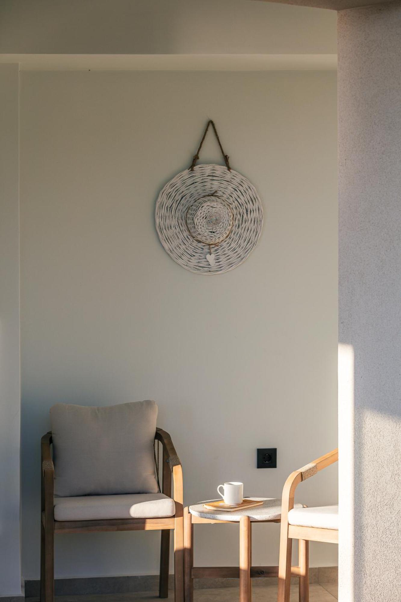 פלאקיאס Ririka Beach Living, New Feel-At-Home Luxury Suites מראה חיצוני תמונה